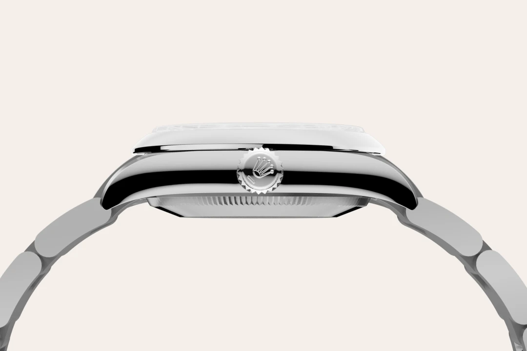 Rolex Oyster Perpetual 31 in Oystersteel with a Lavender dial, domed  bezel, and Oyster bracelet, m277200-0014 - Goldfinger