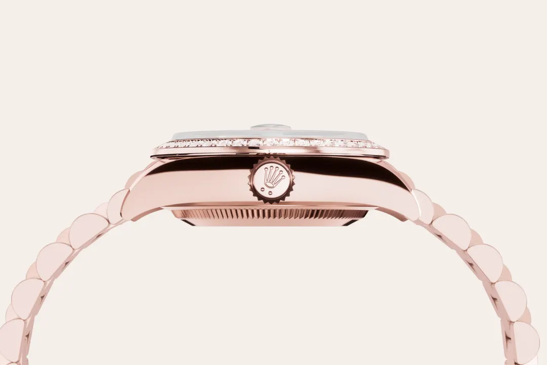Rolex Lady-Datejust in gold and diamonds, m279135rbr-0001- Goldfinger