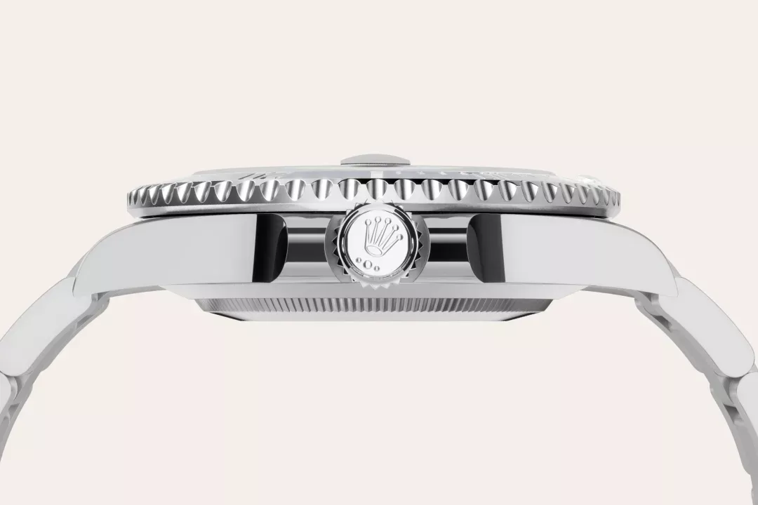 Rolex Submariner en or, m126619lb-0003 - Goldfinger