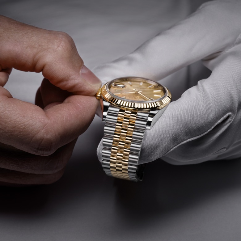 Servicing your Rolex at Goldfinger Jewelry (Caribbean)