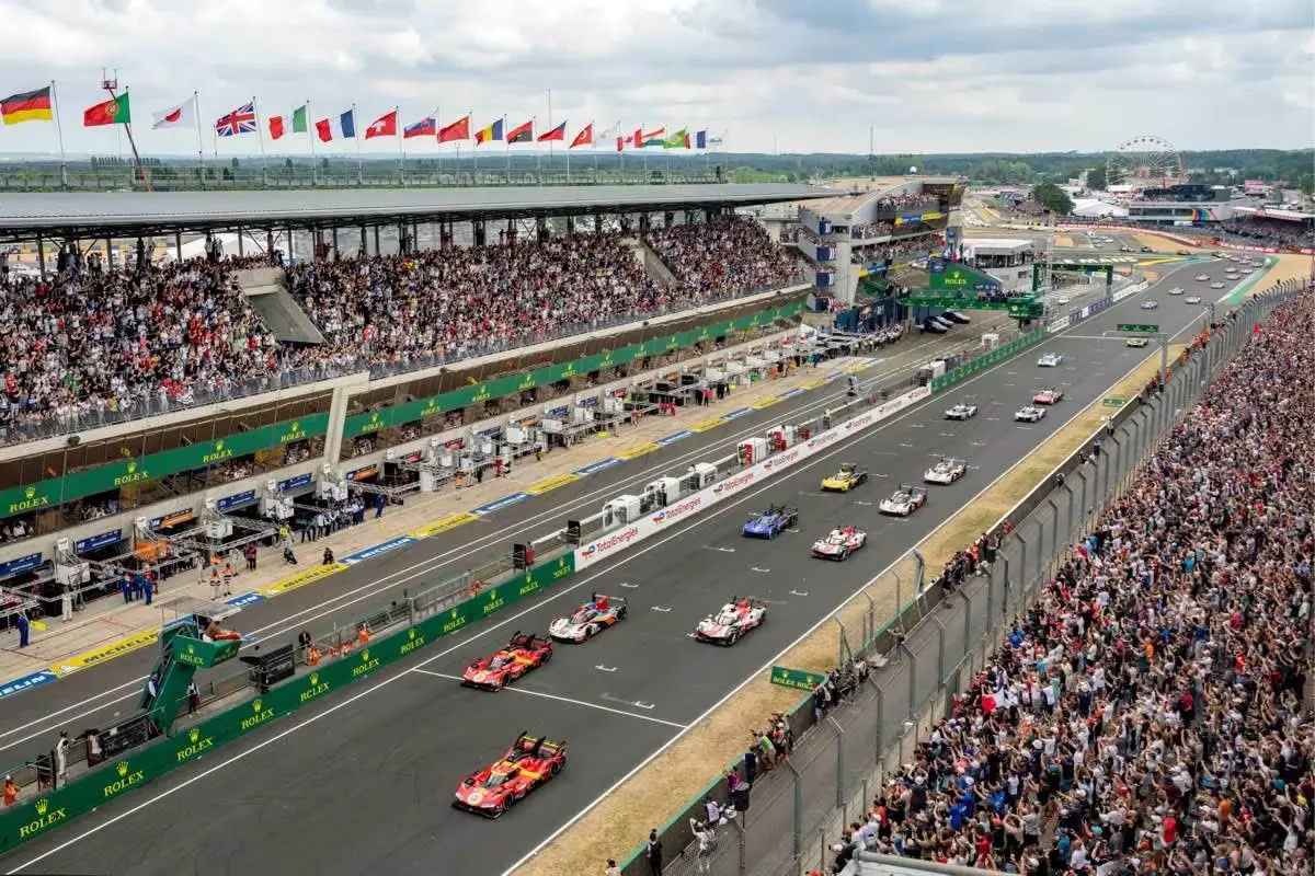 Les 24 Heures du Mans  -  Goldfinger Saint-Martin