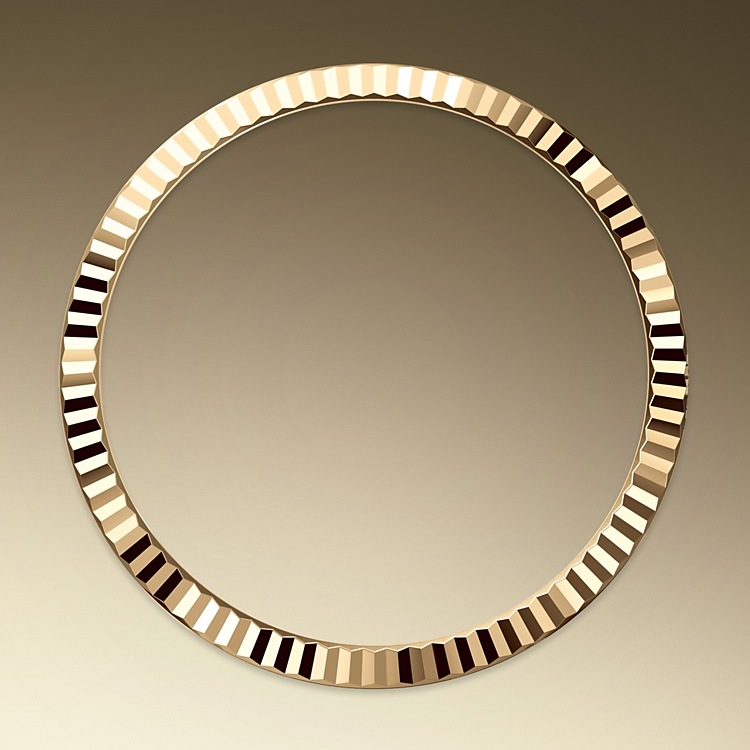 the fluted bezel yellow gold