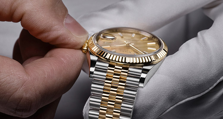 Servicing your Rolex watch in St Martin, St Maarten and St Barthélemy with Goldfinger Jewelers